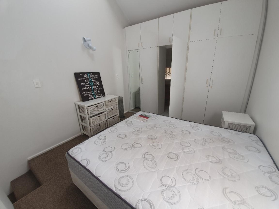 To Let 1 Bedroom Property for Rent in Claremont Western Cape